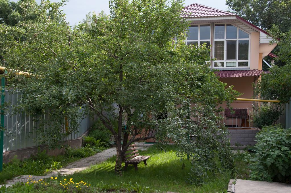 Almaty Backpackers 호스텔 외부 사진