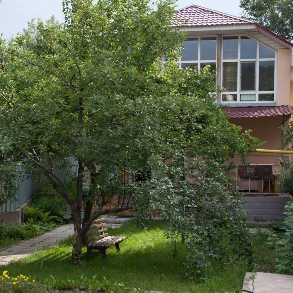 Almaty Backpackers 호스텔 외부 사진