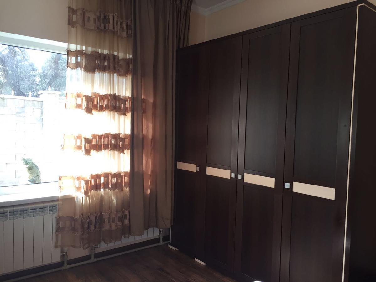 Almaty Backpackers 호스텔 외부 사진